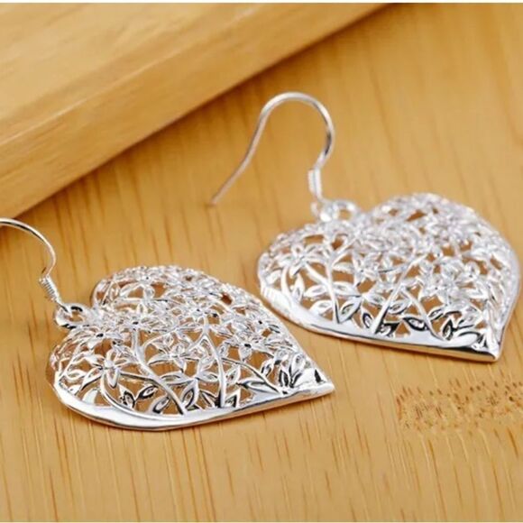 The Vintage Heart oversized drop earrings in Tibetan Silver - Picture 3 of 5